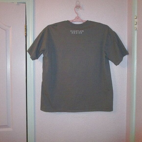 Señor Frogs SURF LIFE Graphic Size L T-SHIRT Mazatlan Mexico PARTY Bar BEACH - Picture 9 of 12